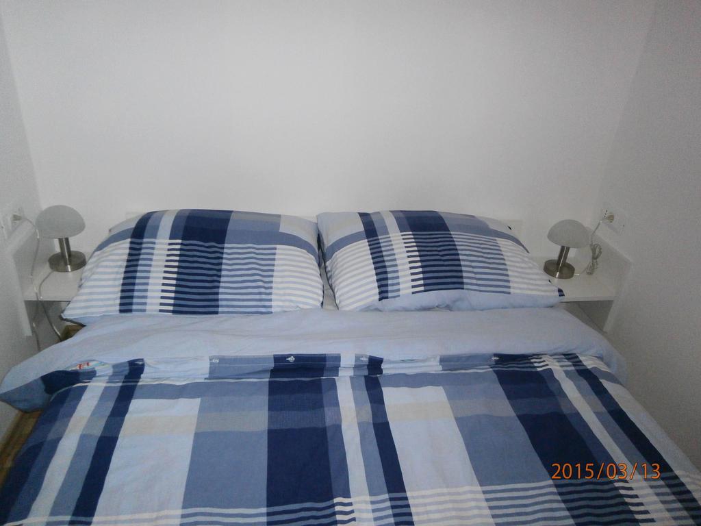 Apartments & Room Toni Valun Luaran gambar