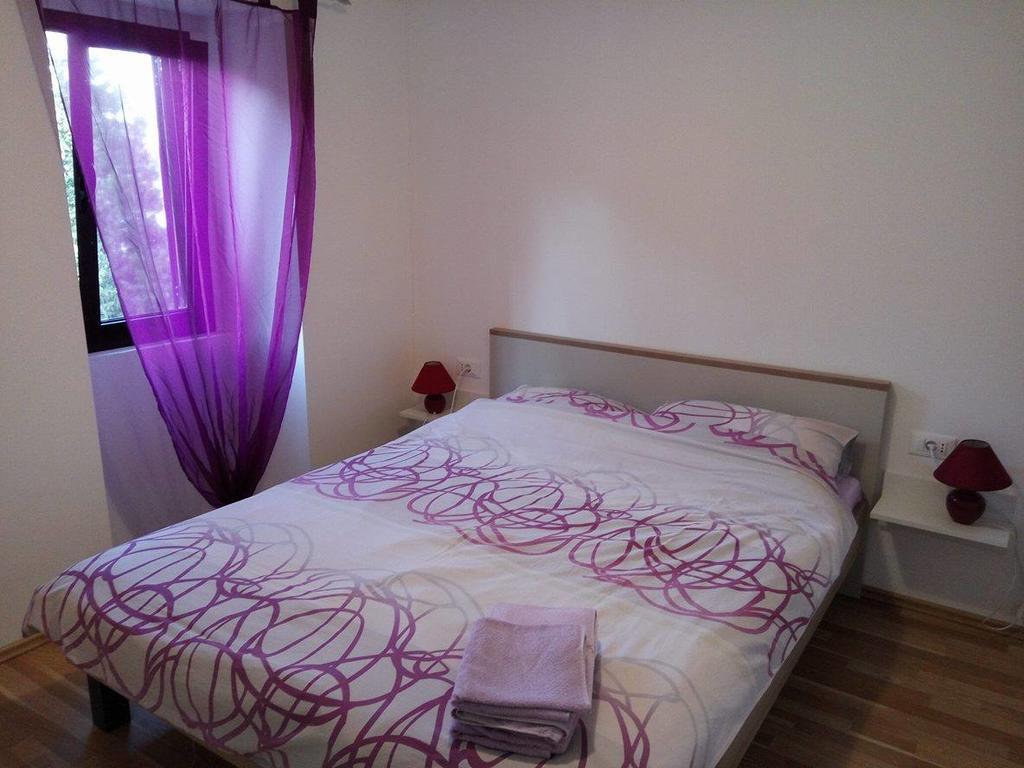 Apartments & Room Toni Valun Luaran gambar