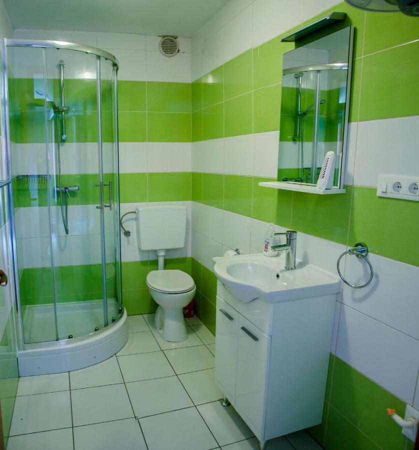Apartments & Room Toni Valun Luaran gambar