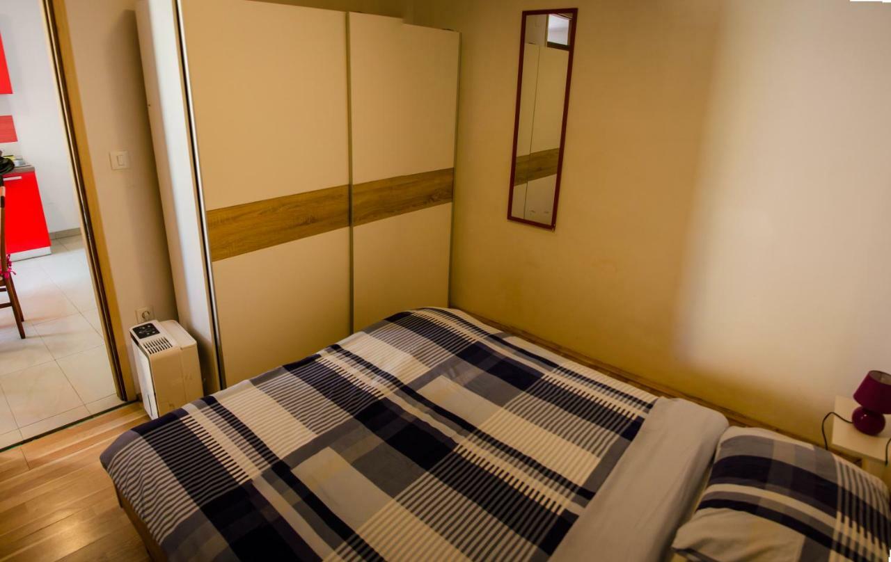 Apartments & Room Toni Valun Luaran gambar
